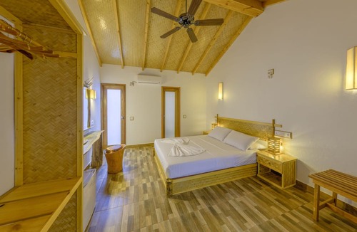 Dhiffushi House | Ameera Maldives
