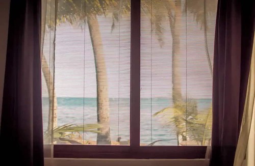 Dhiffushi House | Beachfront Villa - 40 Minutes Speedboat from Male/Airport