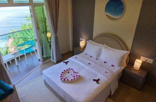 Dhidhdhoo House | Waterside Maldives
