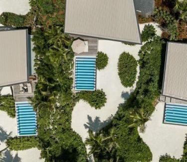 Emboodhoo Lagoon Resort | SO/Maldives