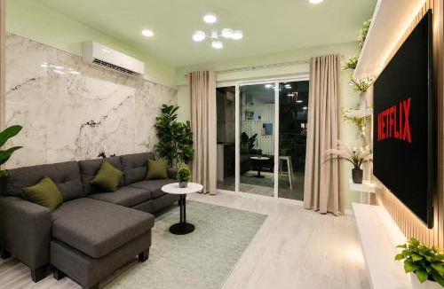 Farukolhufushi Island Apartment | Calmella Home 3BR Balcony Airport Pickup