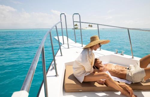 Huruvalhi Resort | The Standard, Maldives, by Hyatt