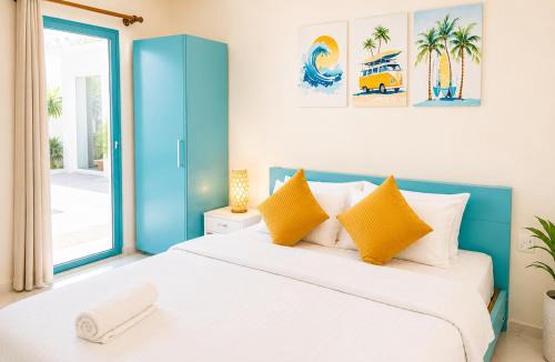 Thulusdhoo Island Hotel | Ocean Blue Lagoon Maldives