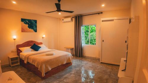 Maradhoo House | Transit Tower