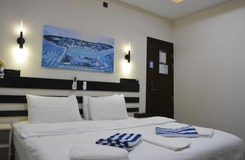 Dhiffushi Hotel | Seaside Villa