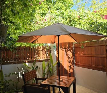 Dhigurah Hotel | Dhonfalhu Dhigurah