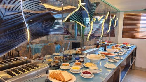 Farukolhufushi Island Boat Rental | RITRELLA FLOATING HOTEL&YACHT - FREE beach access daily - Full board meal plan