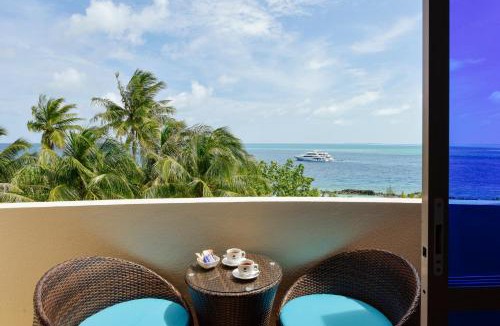 Thulusdhoo Island House | Season Paradise