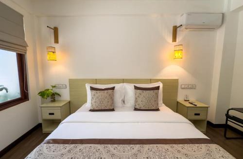 Kamadhoo House | Ithaa Inn Kamadhoo