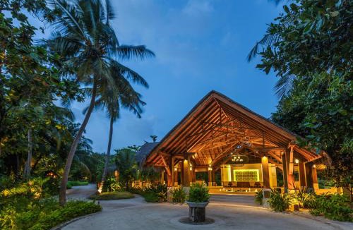Mudhdhoo Resort | Dusit Thani Maldives - 50 percent off on Transfers for Stays of 5 Nights stay until 20 December 2026