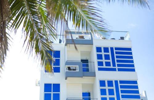 Hulhumale House | White Harp Beach
