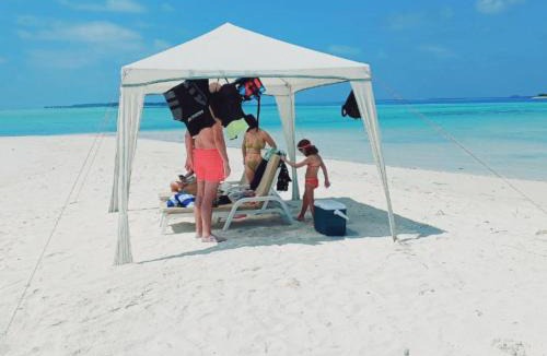 Niyama House | Kokaa Villaa Maaenboodhoo - The speedboat from Malé to the hotel departs at 1130 every Monday Thursday and Saturday and from the hotel to Malé at 0630 and five domestic flights are available every day