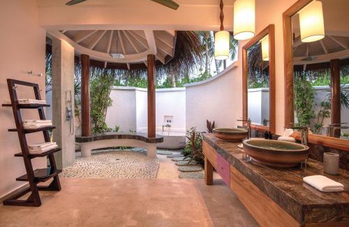 Sangeli Resort | OBLU SELECT Sangeli - Premium All Inclusive with Free Transfers