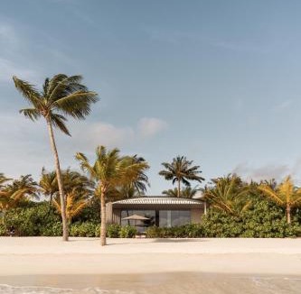 Kanifinolhu Island Resort | The Ritz-Carlton Maldives, Fari Islands