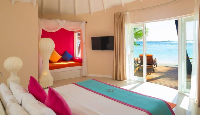 Sun Siyam Vilu Reef – 24 Hours All-Inclusive Dine-Around with Free Transfers in Vilu Reef