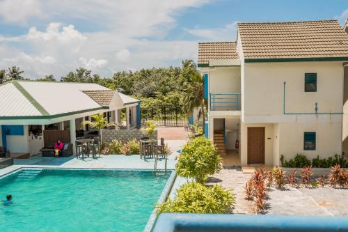 Long Beach Laamu Maldives